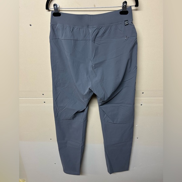 2/$30⚡️- PANTS | Men’s Cloud Veil pants size medium - Picture 2 of 5